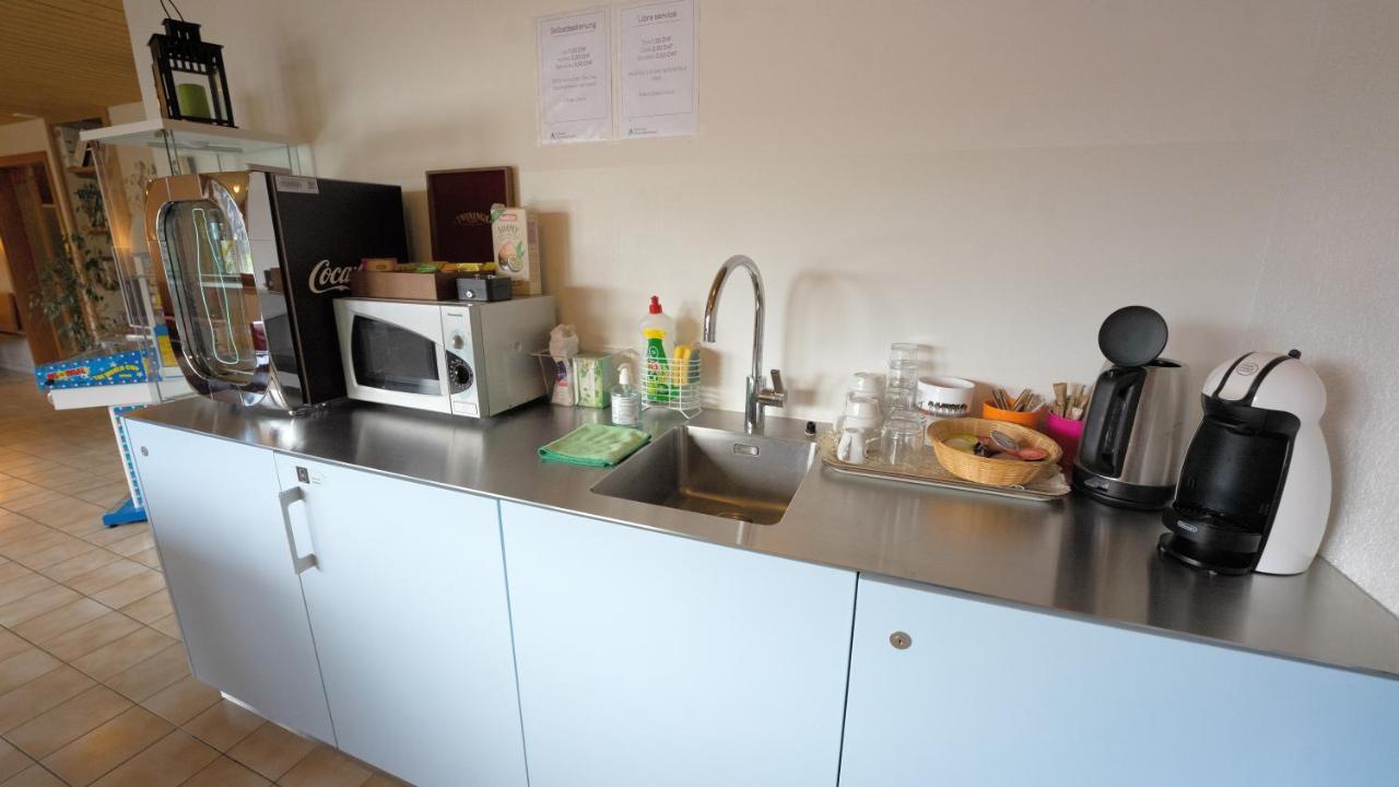 Delemont Youth Hostel מראה חיצוני תמונה