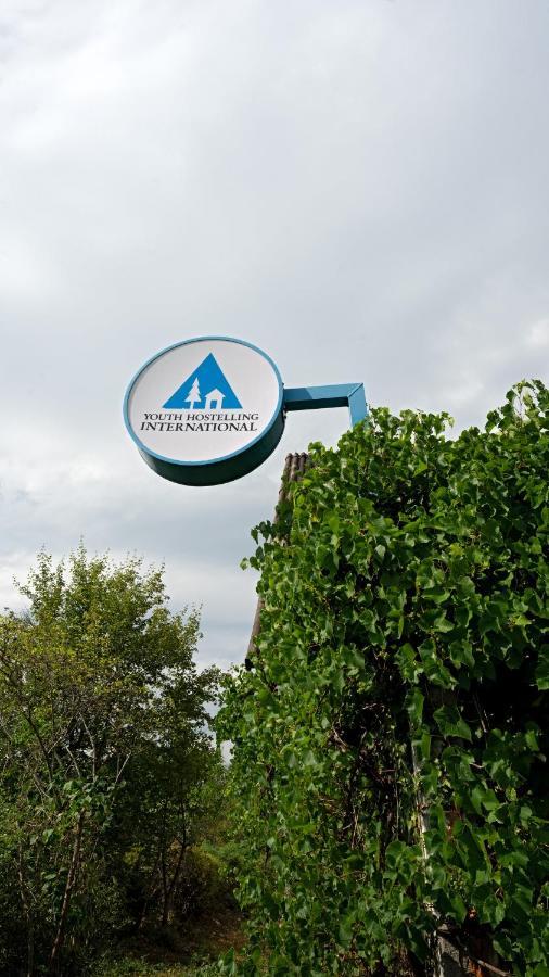 Delemont Youth Hostel מראה חיצוני תמונה