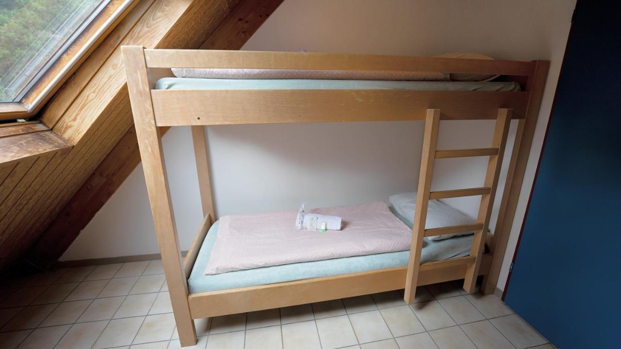 Delemont Youth Hostel מראה חיצוני תמונה