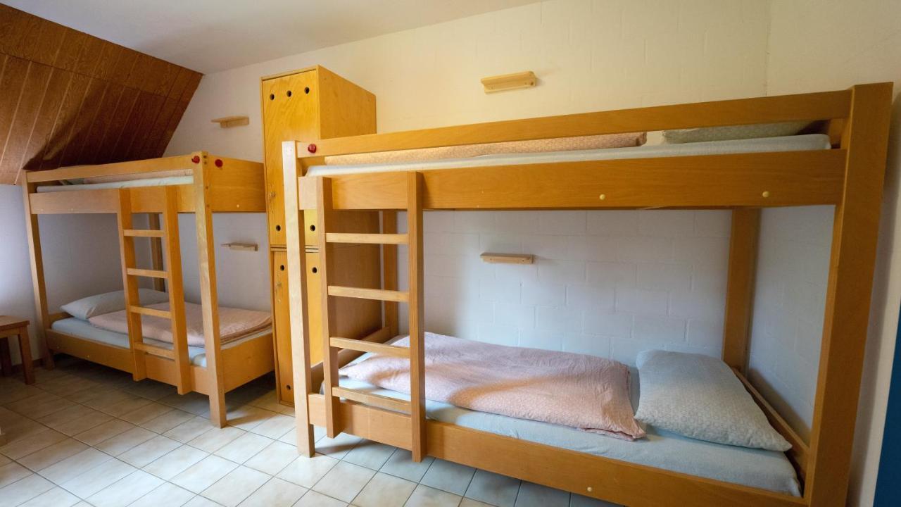 Delemont Youth Hostel מראה חיצוני תמונה