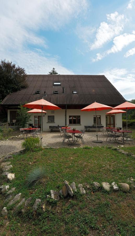 Delemont Youth Hostel מראה חיצוני תמונה