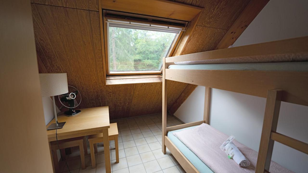 Delemont Youth Hostel מראה חיצוני תמונה